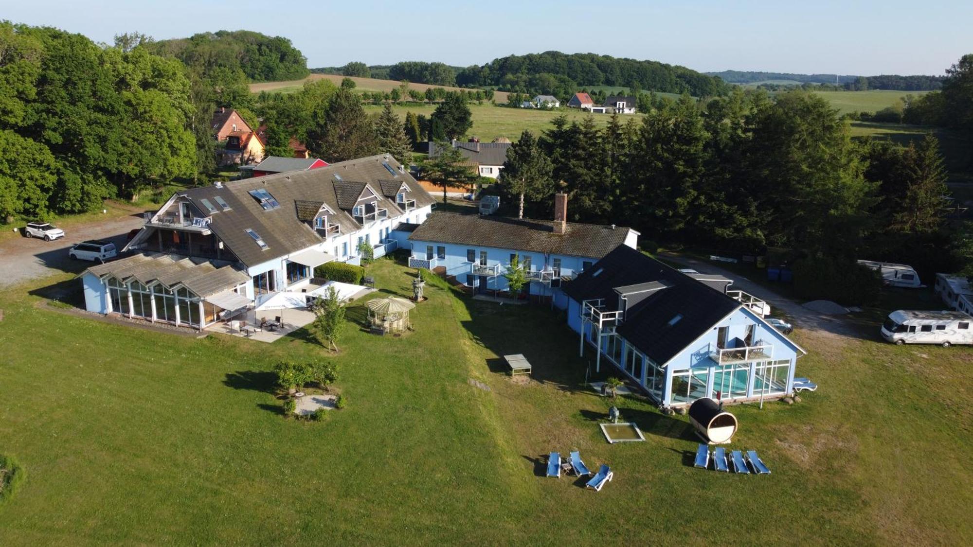 Hotel Klaus Stoertebeker Ральсвик Экстерьер фото